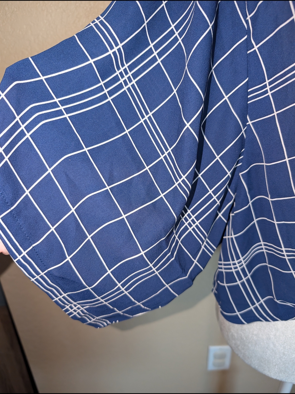 Forever 21 Navy Blue Windowpane Wrap Blouse - Picture 3 of 5